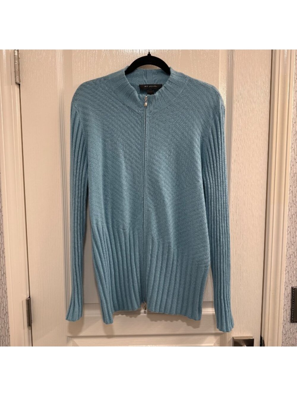 St. John Light Blue Turquoise Knit Full Zip Cardigan Size 12